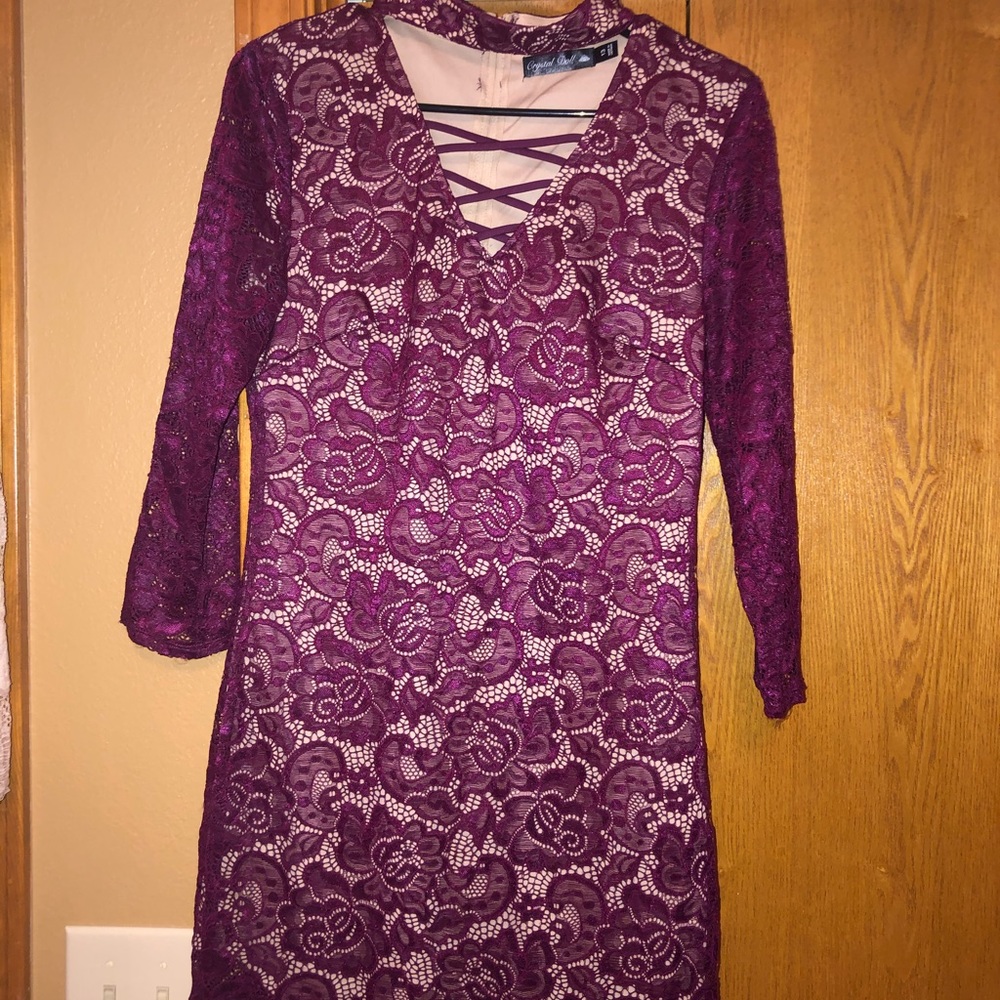 Like new Maroon lace dress 👗